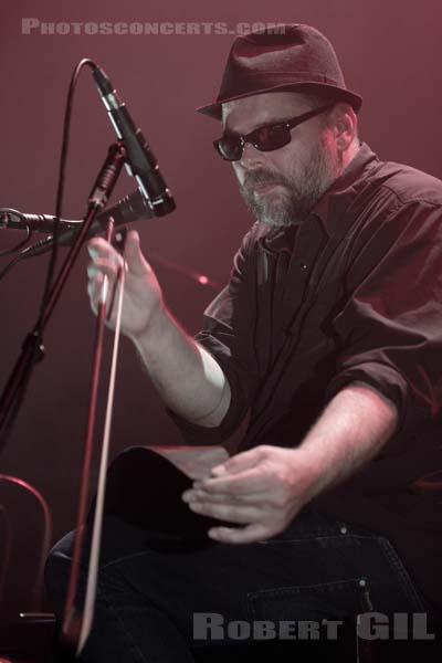 THE BLACK HEART PROCESSION - 2011-06-03 - PARIS - Cafe de la Danse - 
